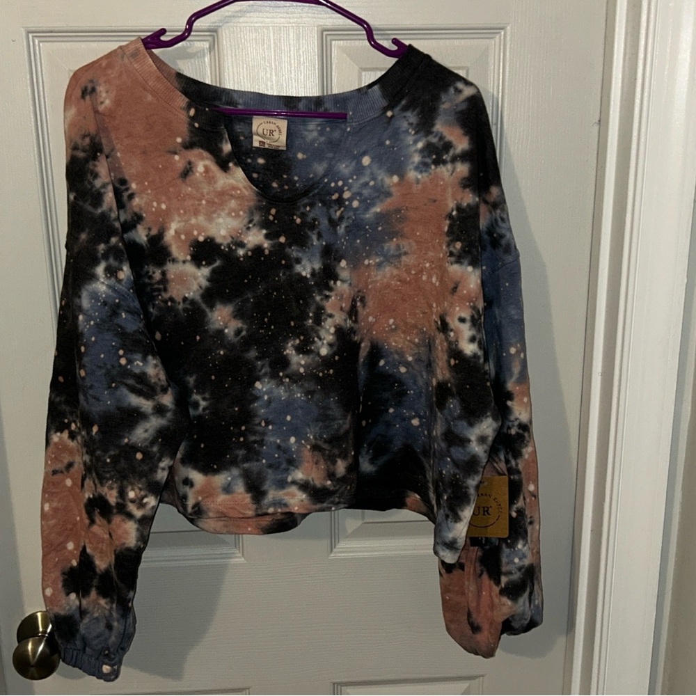 Tie-Dye Long Sleeve Top